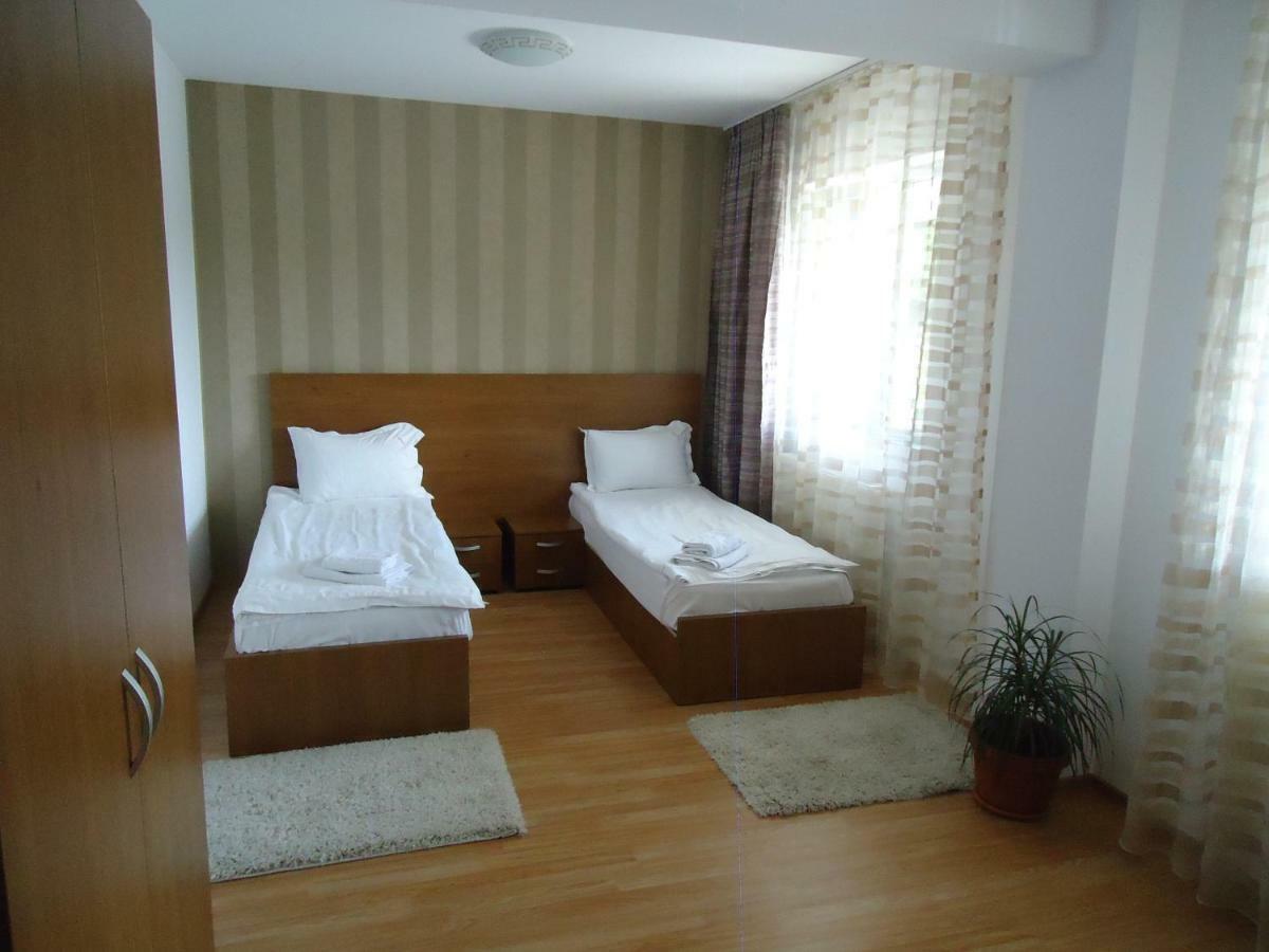 Hotel Nova Residence Букурещ Екстериор снимка